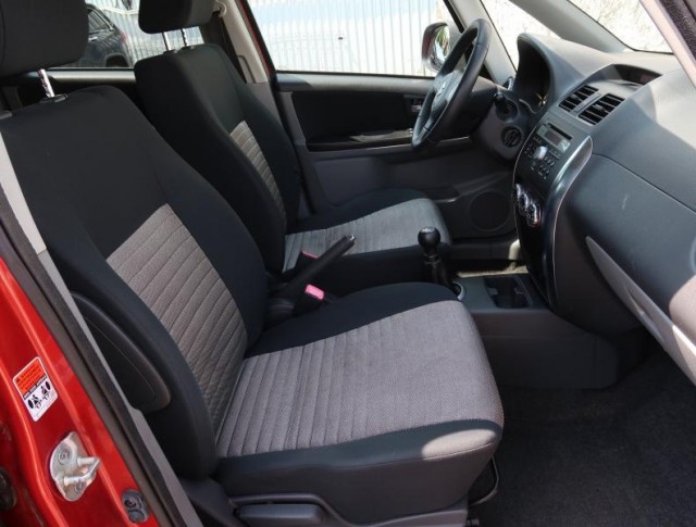 Suzuki SX4  1.6 VVT GLX