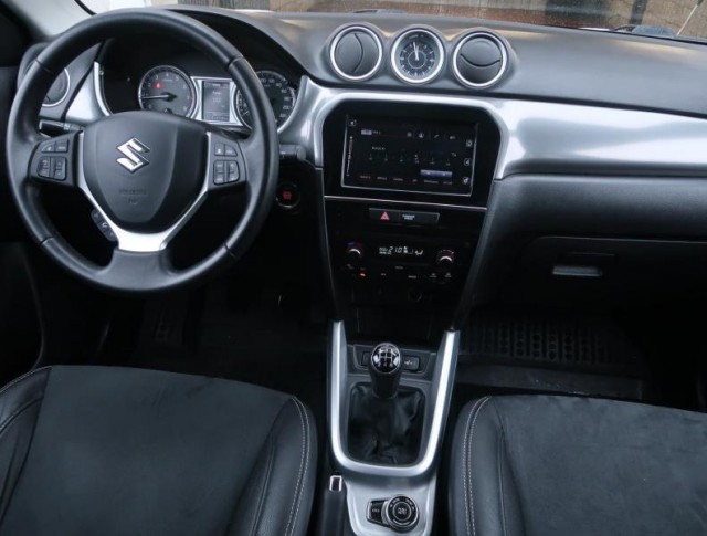 Suzuki Vitara  1.6 VVT Elegance