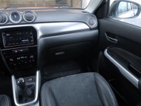 Suzuki Vitara  1.6 VVT Elegance