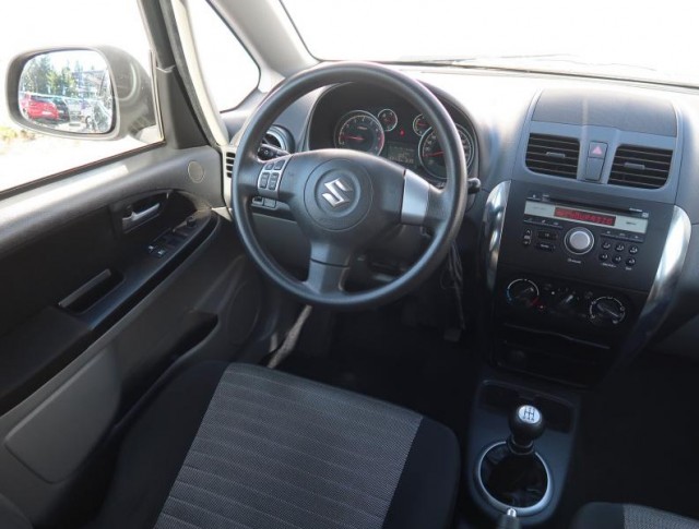 Suzuki SX4  1.5 VVT 