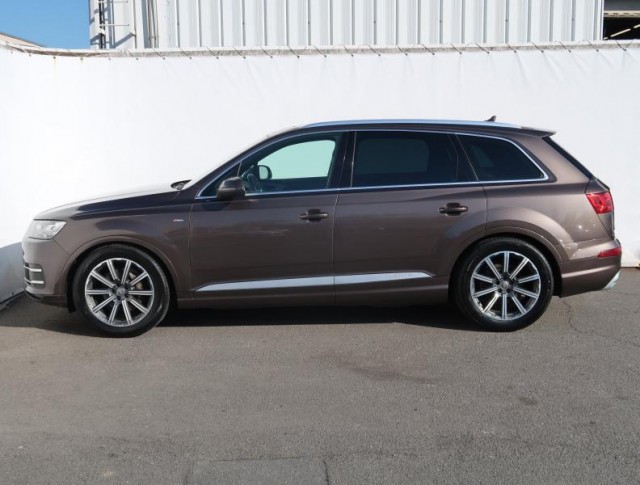 Audi Q7  3.0 TDI S-Line