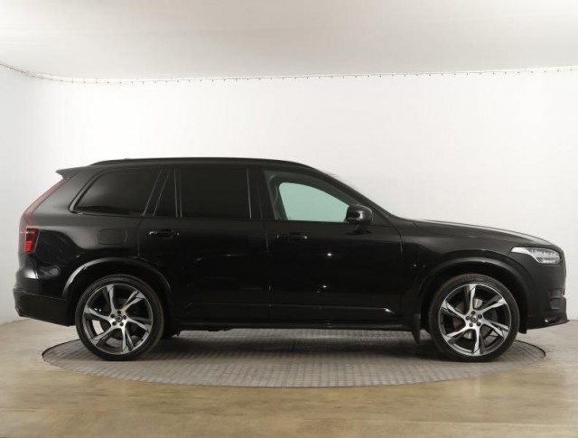 Volvo XC90  D5 AWD R-Design