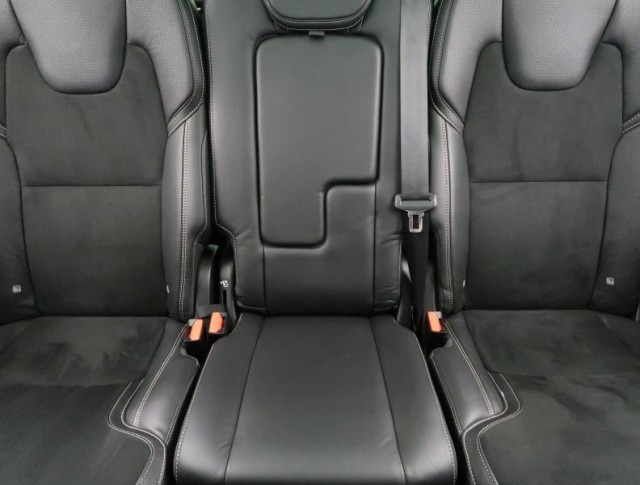 Volvo XC90  D5 AWD R-Design