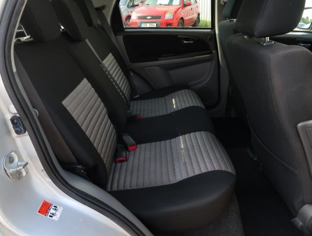 Suzuki SX4  1.6 VVT GLX