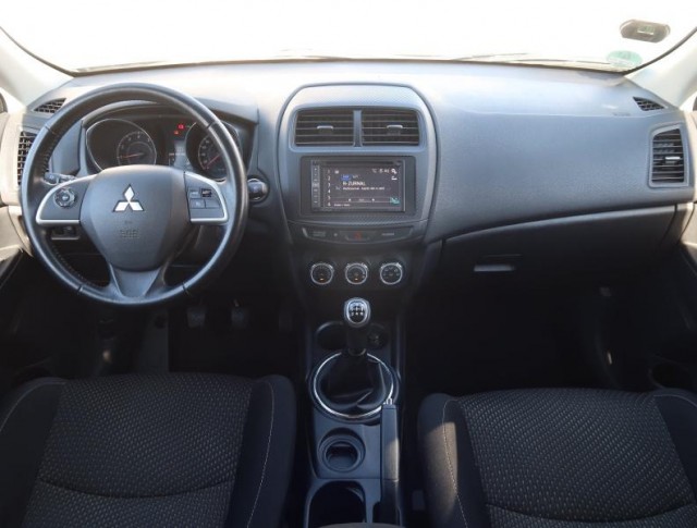 Mitsubishi ASX  1.6 MIVEC 