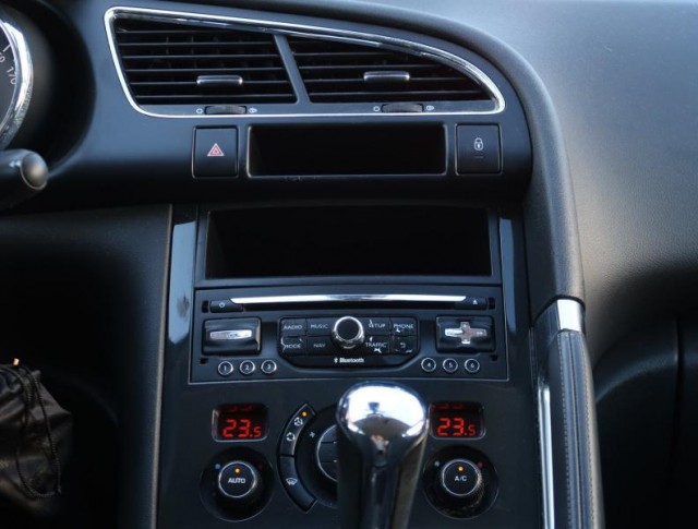 Peugeot 3008  1.6 HDi Allure