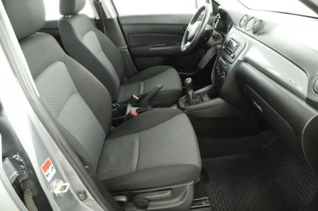 Suzuki Vitara  1.6 VVT Comfort