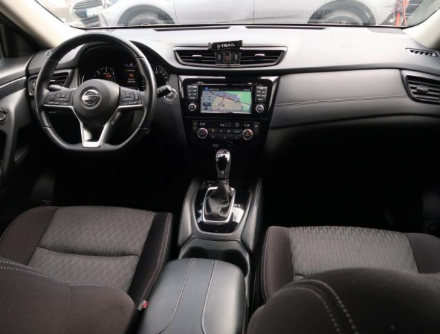 Nissan X-Trail  2.0 dCi Connect