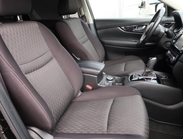 Nissan X-Trail  2.0 dCi Connect