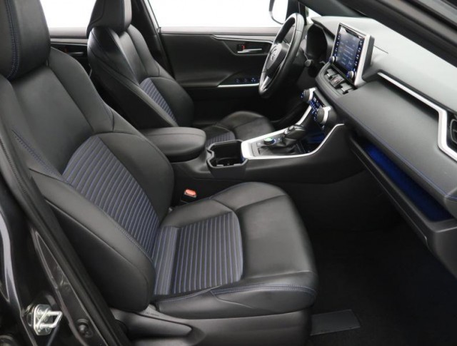 Toyota RAV 4  2.5 Hybrid Selection