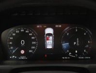 Volvo XC90  B5 AWD 