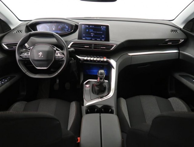 Peugeot 5008  PureTech 130 Active