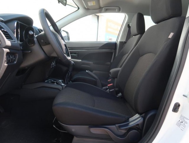 Mitsubishi ASX  1.6 MIVEC 