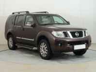 Nissan Pathfinder  3.0 dCi 