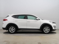 Hyundai Tucson  1.6 CRDi Trikolor