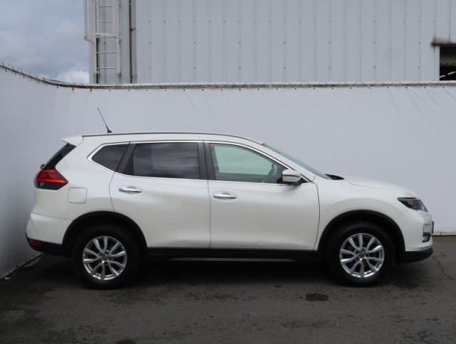 Nissan X-Trail  1.6 dCi 