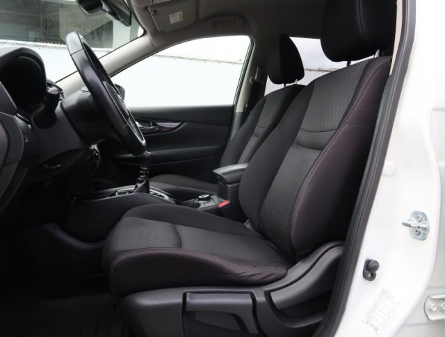 Nissan X-Trail  1.6 dCi 