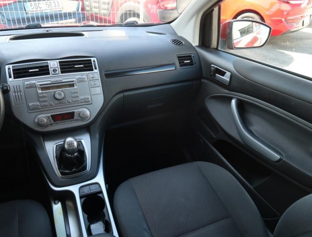 Ford Kuga  2.0 TDCi Trend
