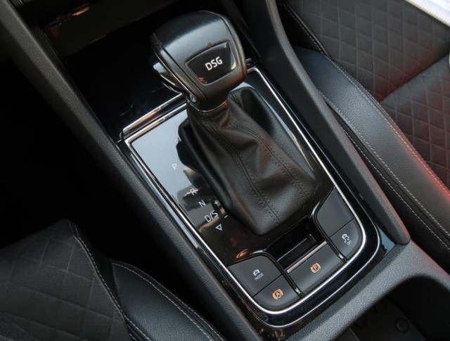 Škoda Karoq  1.5 TSI Style Plus