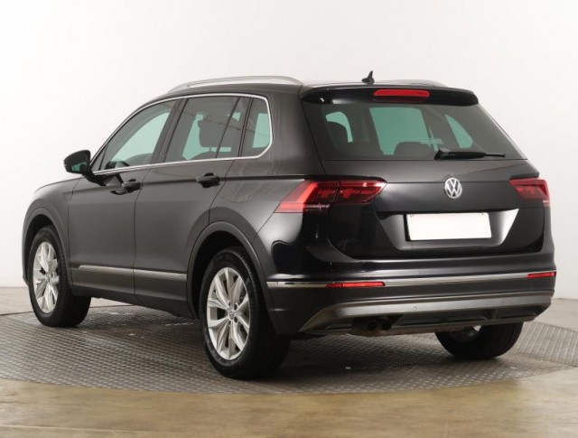 Volkswagen Tiguan  2.0 TSI Highline