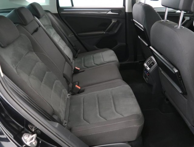 Volkswagen Tiguan  2.0 TSI Highline