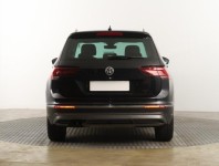 Volkswagen Tiguan  2.0 TSI Highline