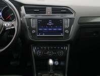 Volkswagen Tiguan  2.0 TSI Highline