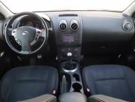 Nissan Qashqai  2.0 dCi 