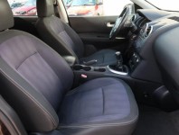 Nissan Qashqai  2.0 dCi 