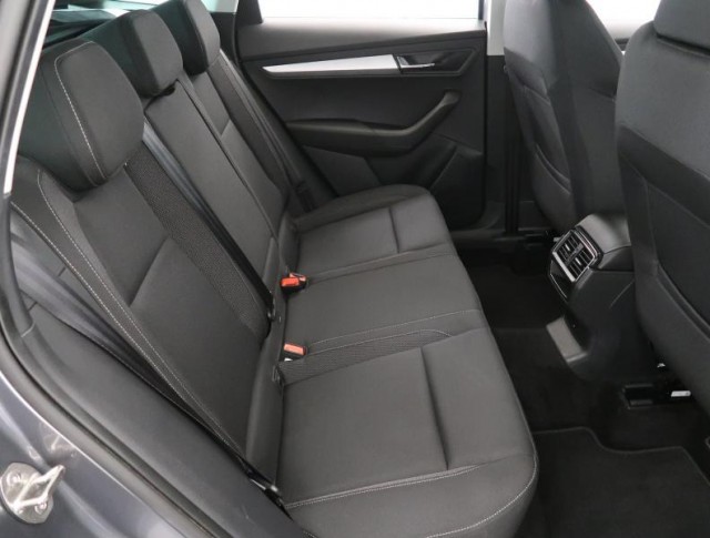 Škoda Karoq  1.5 TSI Ambition