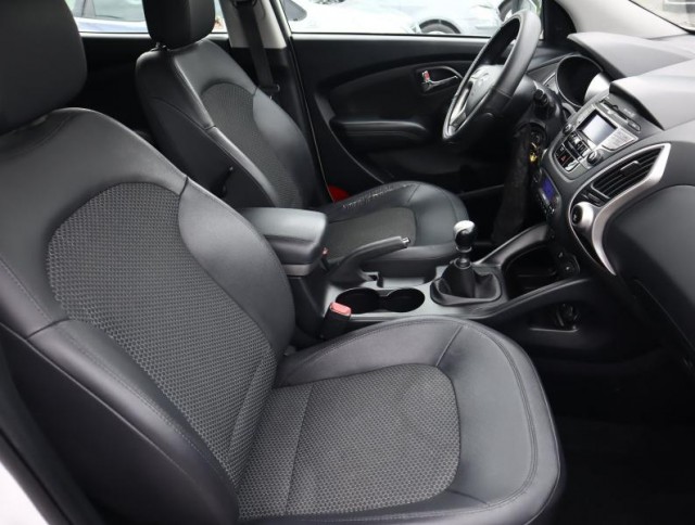 Hyundai ix35  1.6 GDI 