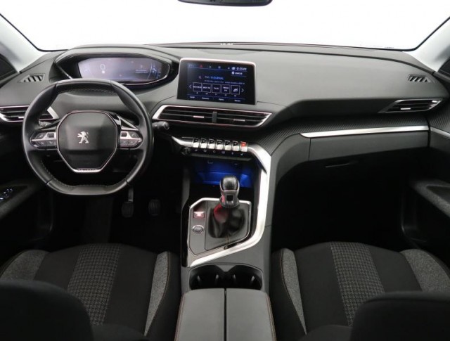 Peugeot 3008  1.2 PureTech Active Pack