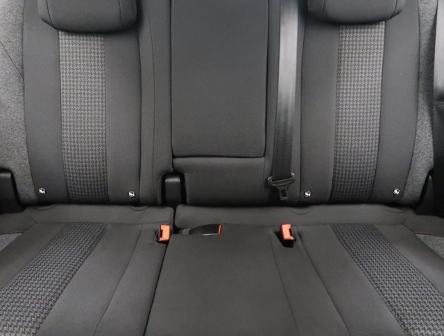 Peugeot 3008  1.2 PureTech Active Pack