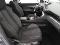 Peugeot 3008  1.2 PureTech Active Pack