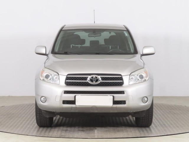 Toyota RAV 4  2.0 VVT-i 