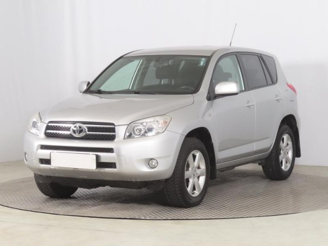 Toyota RAV 4  2.0 VVT-i 