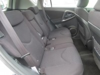 Toyota RAV 4  2.0 VVT-i 