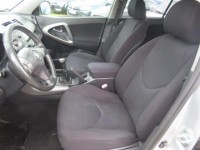 Toyota RAV 4  2.0 VVT-i 