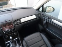 Volkswagen Touareg  3.0 TDI 
