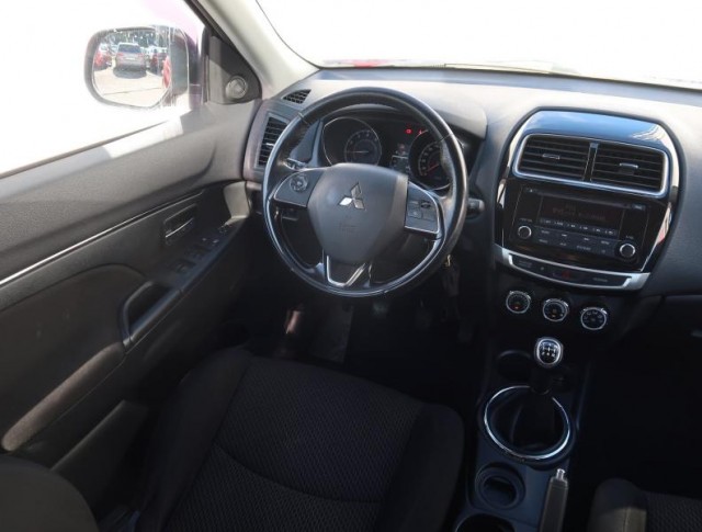 Mitsubishi ASX  1.6 MIVEC 
