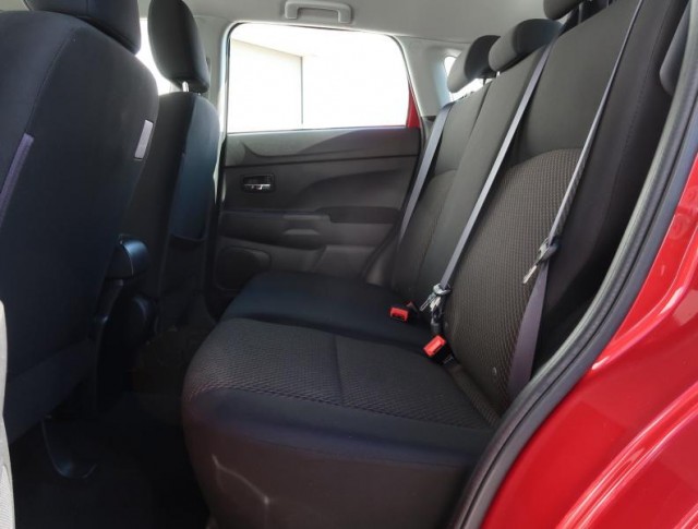 Mitsubishi ASX  1.6 MIVEC 