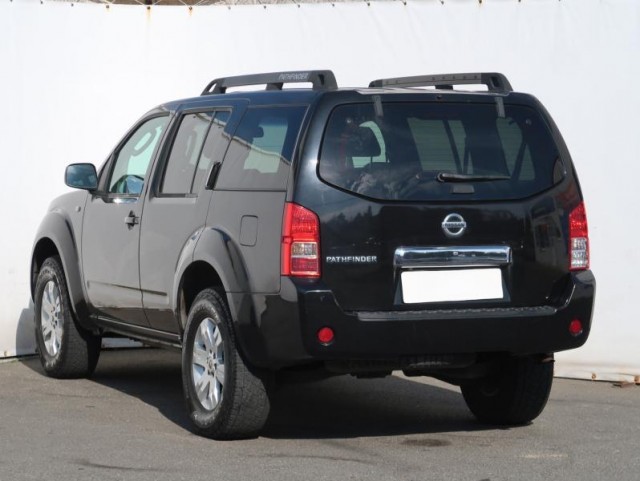 Nissan Pathfinder  2.5 dCi 