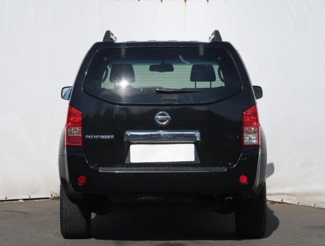 Nissan Pathfinder  2.5 dCi 