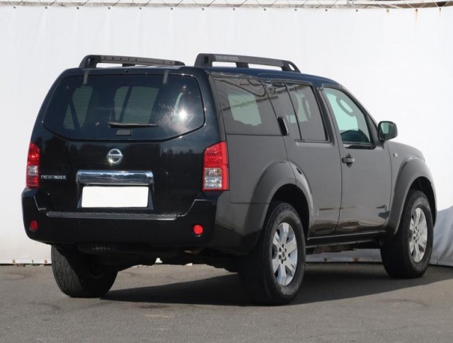 Nissan Pathfinder  2.5 dCi 