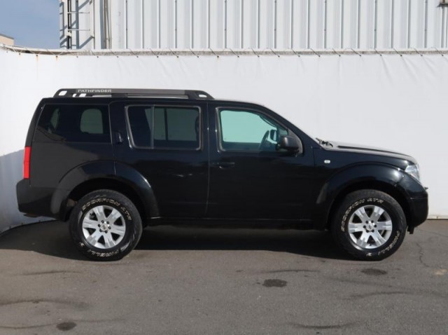 Nissan Pathfinder  2.5 dCi 