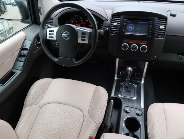 Nissan Pathfinder  3.0 dCi 