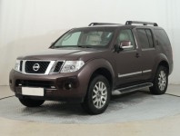 Nissan Pathfinder  3.0 dCi 