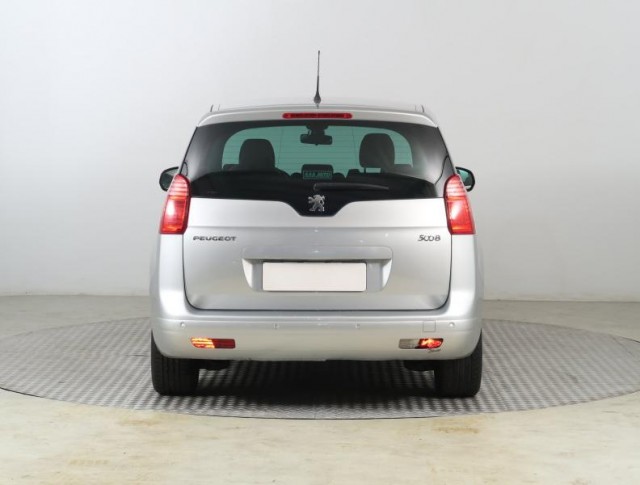 Peugeot 5008  1.6 HDi 
