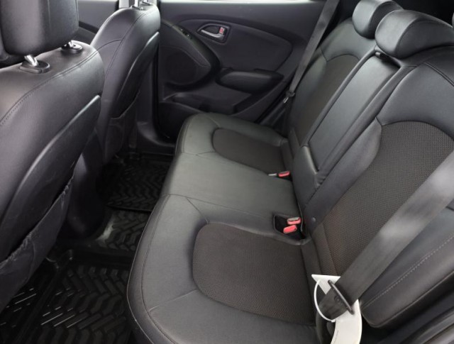 Hyundai ix35  2.0 CRDi 