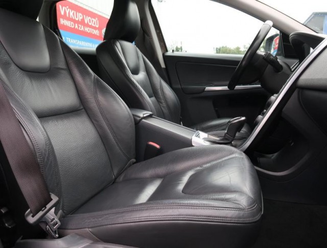 Volvo XC60  D4 